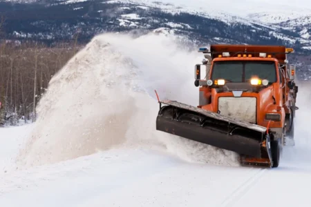 SnowPlow Live Fleet Mapping in Esri ArcGIS
